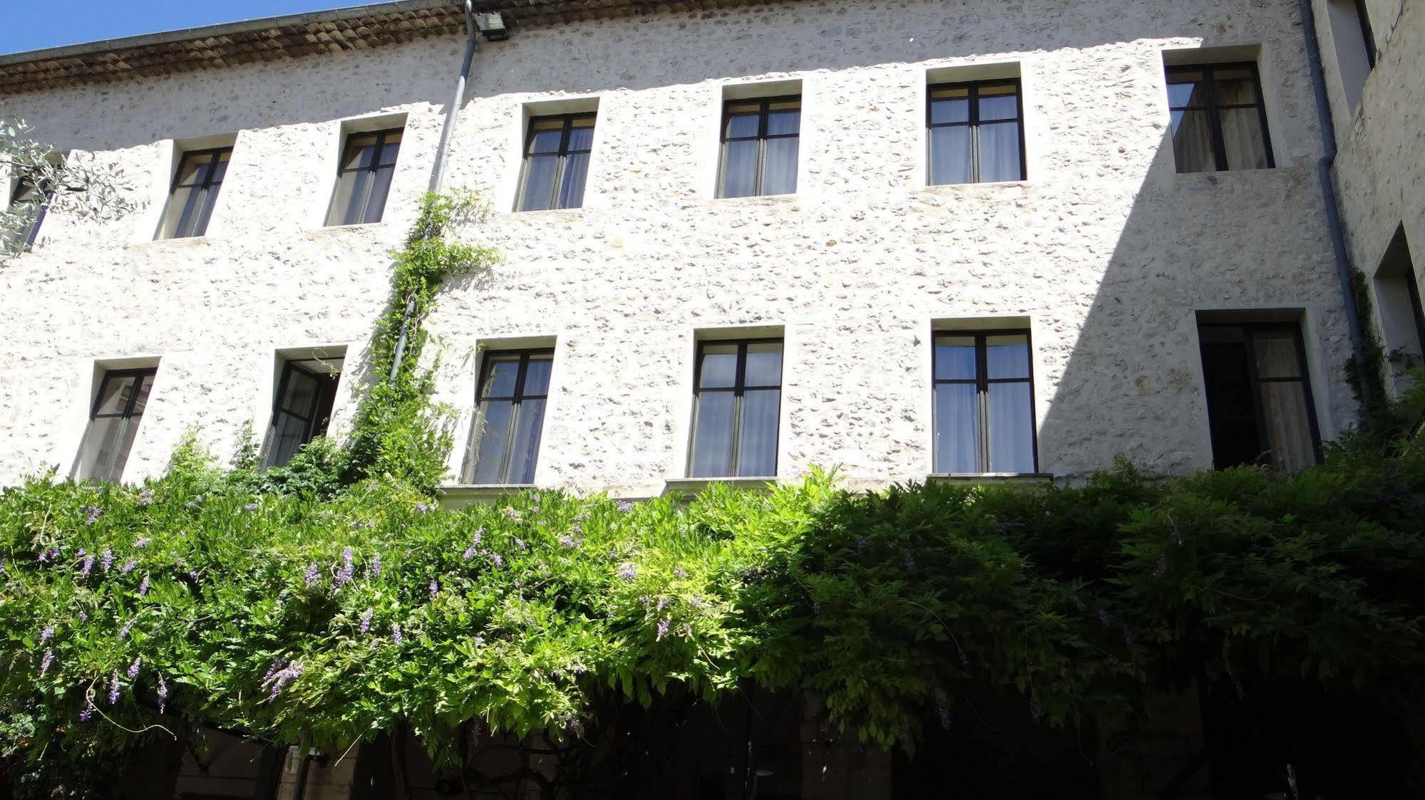 Aparthotel Le Cloitre Des Dominicains 2*
