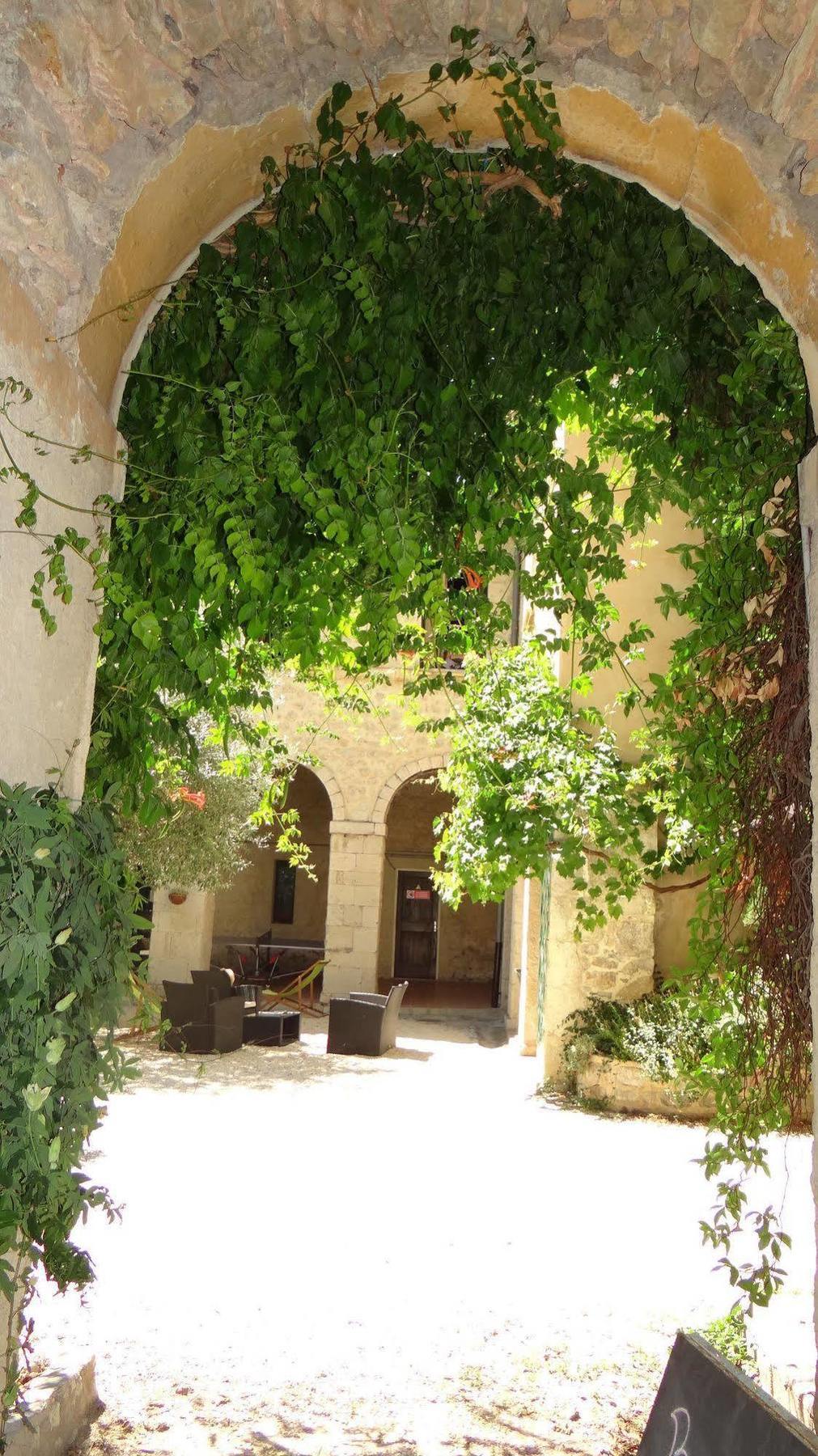 Le Cloitre Des Dominicains 2* Buis-les-Baronnies